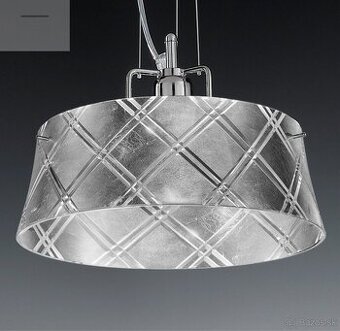 Elegantné závesné svetlo
