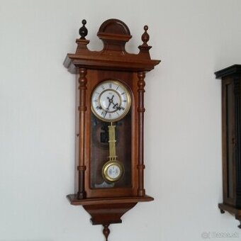 Nastenne hodiny Anker