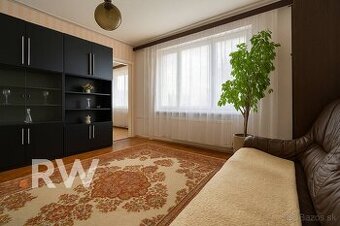 Priestranný RD s potenciálom v centre Žiaru nad Hronom