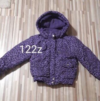 Velmi ,velmi teplučka vetrovka 122