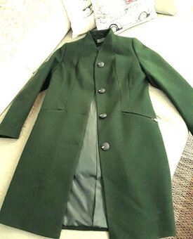 Predám nový dámsky zimný kabát veľk. 40