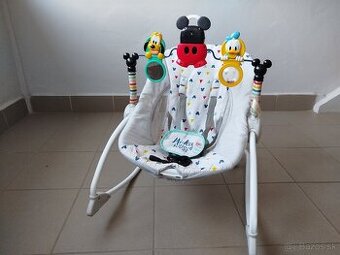 Dojčenské hojdacie kresielko