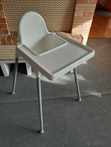 Jedálenská stolička ANTILOP s pultíkom