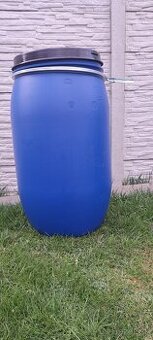 plastovy 200L sud