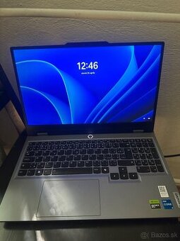 LENOVO LOQ 15IAX9