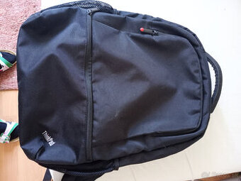 Predám batoh na notebook - značka ThinkPad - 1