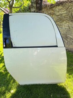 Škoda Roomster-zadné pravé dvere