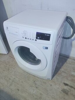 Predám práčku Electrolux 7kg