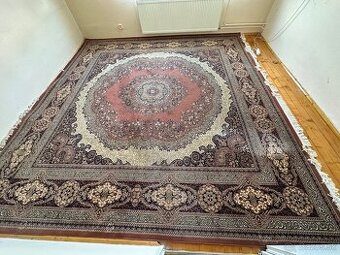 plysovy persky koberec