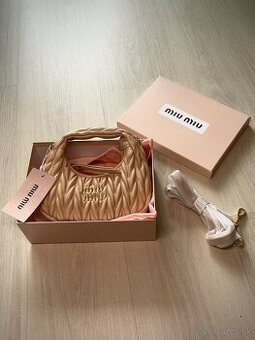 Marhuľová (apricot) miu miu kabelka wander mini
