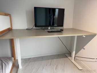 Predám výškovo nastaviteľný stôl TROTTEN (160x80)