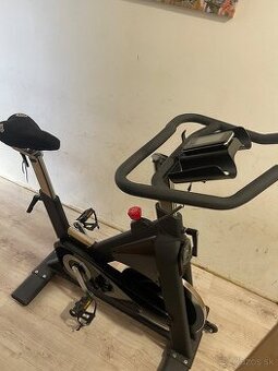 Predám spinningový trenažér Housefit Astra