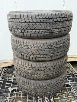 PREDÁM 4 kusy zimné pneumatiky GRIPMAX 205/55 R17 95V