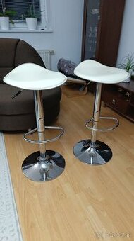 Predám 2 barové stoličky