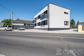 BOSEN | 4 izb. byt v trojdome 100 m2, Zlaté Klasy