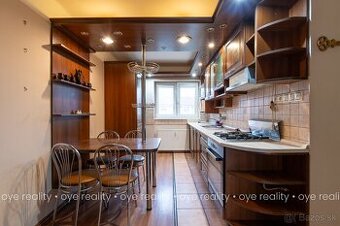 Na predaj 2-izbový tehlový byt po rekonštrukcii v Komárne