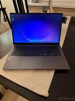 ASUS VivoBook 15 – i3/238gb SSD/4 gb RAM
