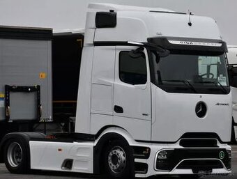 Mercedes Benz Ťahač na mega náves Actros L 1851