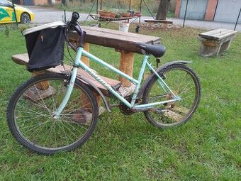 Predám zanovný bicykel Dámsky