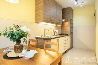 BOSEN | NA PREDAJ ZARIADENÝ 3-IZBOVÝ BYT S LOGGIOU, GALANTA