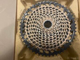 Sram XG1299 10 - 52 T (600chf)