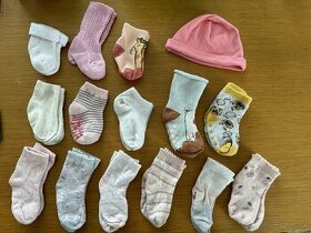 Ponožky pre dievčatko plus čiapočka novorodenecká