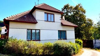 NOVÁ CENA - Rodinný dom Chvojnica okr. Myjava s veľkým pozem