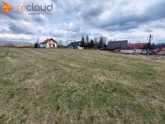 Stavebný pozemok 827 m2 Ižipovce