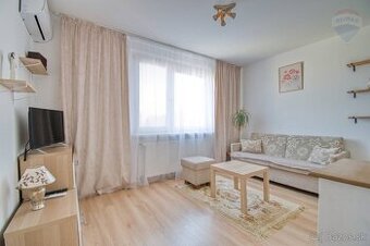 Na prenájom 1 izbový byt, 28 m2, Rybný trh, Dunajská Streda