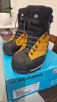 Topanky scarpa