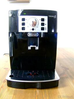 Delonghi magnifa S