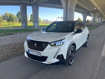 Peugeot 2008 GT, r.v. 2022