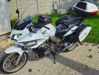 Honda CBF 1000