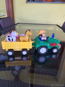 Traktor so zvieratkami a zvukom