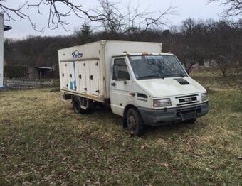 Kupim Iveco Daily 59-12 valnik alebo skrinu bez TP a ŠPZ