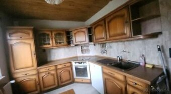 Rustikální dubová linka se spotřebiči, 4910