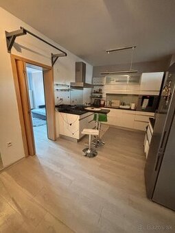 Velky 1 izbovy byt