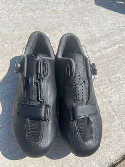 Cyklisticke tretry veľ 46 Shimano SH-RP501
