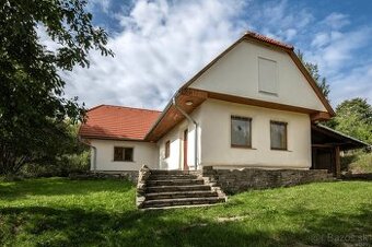 PREDAJ, rodinný dom Zaježová, vhodný na trvalé bývanie alebo