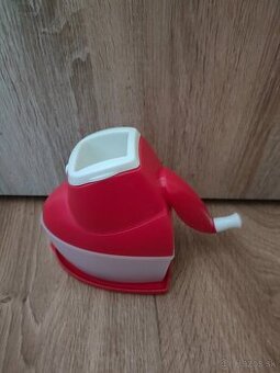 Tupperware mlynček na syr,orechy