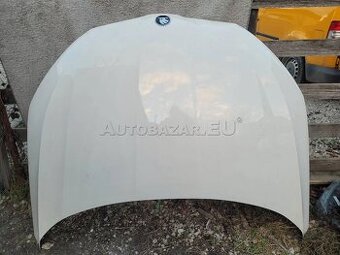 SKODA OCTAVIA 4 PREDNA KAPOTA