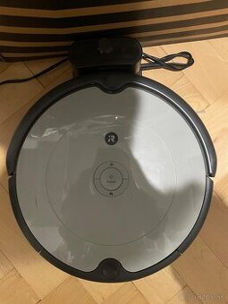 iRobot Roomba 698