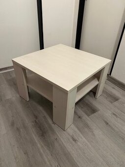 konferenčný stolík