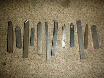 Nožíky na malý stolový sústruh