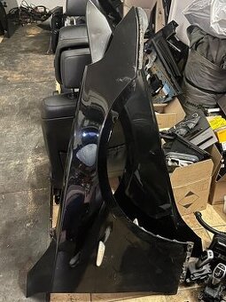 Blatníky E60 668 čierne