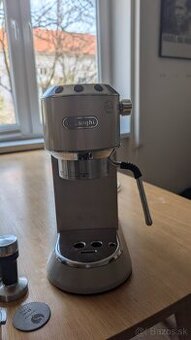 Delonghi dedica arte