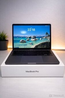 MacBook Pro 13” M2 (2022) – výborný stav + krabica