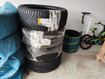 Zimné pneu PIRELLI 255/45R21 106V XL,285/40R21 109V XL