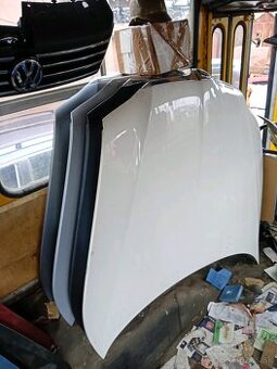 Predná kapota Škoda Superb 2