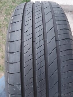 4ks NOVÉ 215/60 R17 GOODYEAR, DOT3424